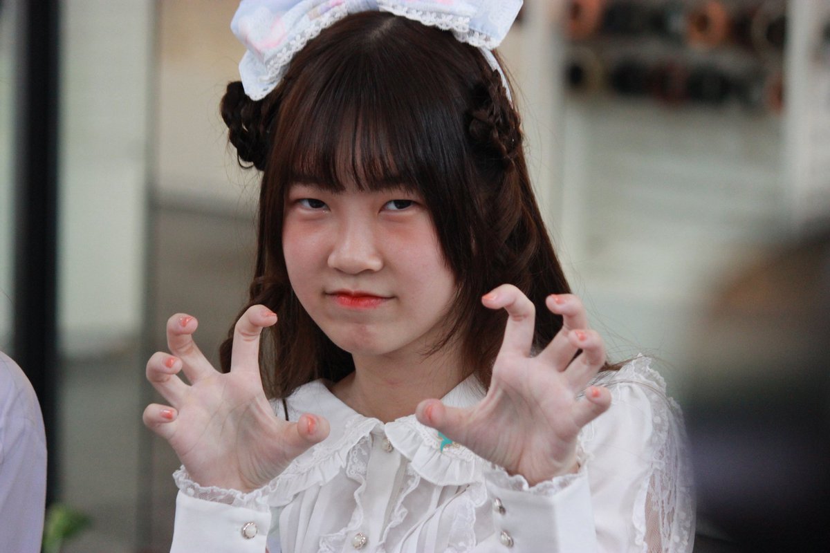 กรอบแว่น48 tweet media