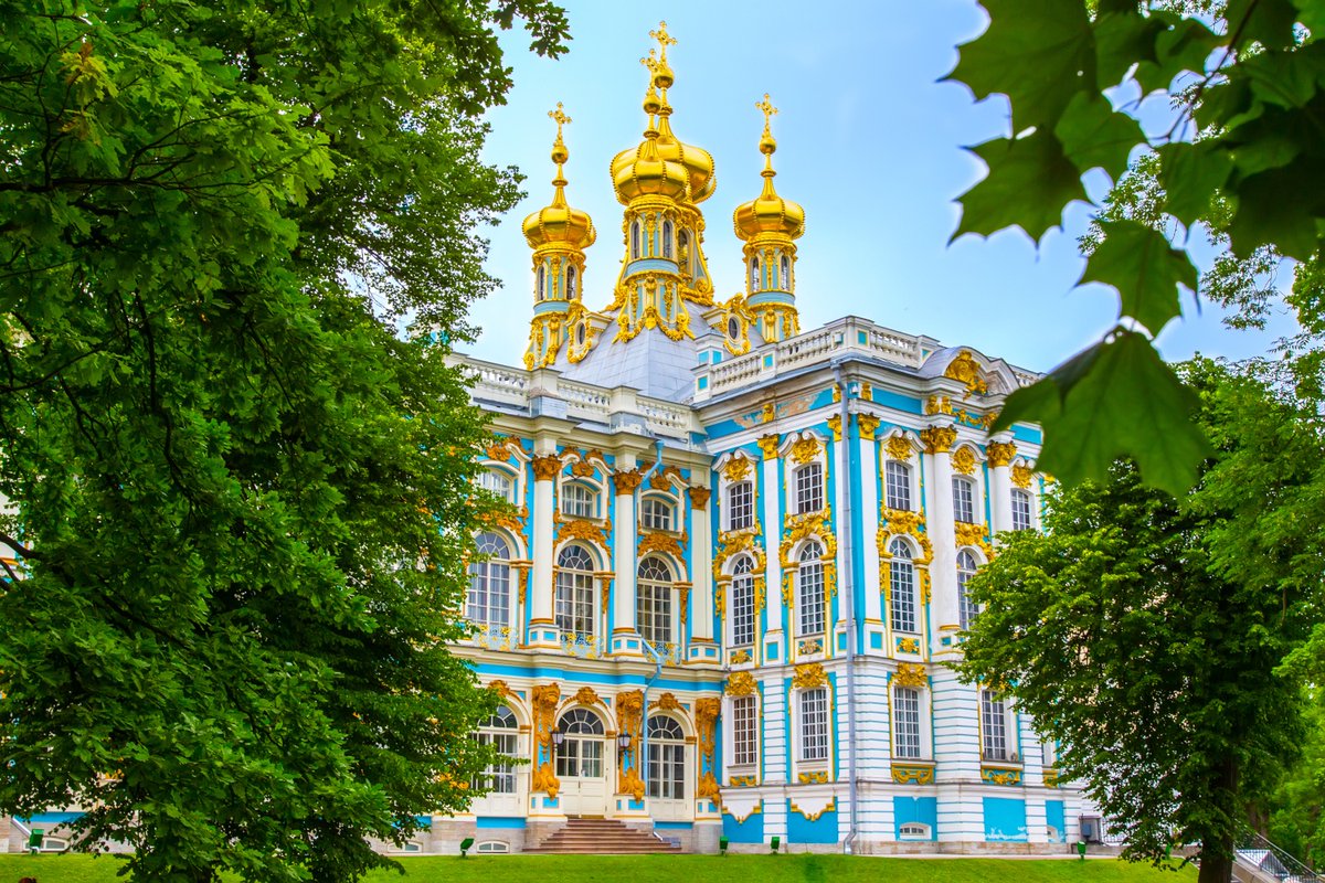 TravelLocal's tweet photo. Make the most of the spring bank holidays on a city break in Russia’s cultural capital, St Petersburg. Follow the link to find out which sights you shouldn’t miss out on when visiting…
https://t.co/ybhiVCaZLD
#WeTravelLocal https://t.co/hjaugvDWVE