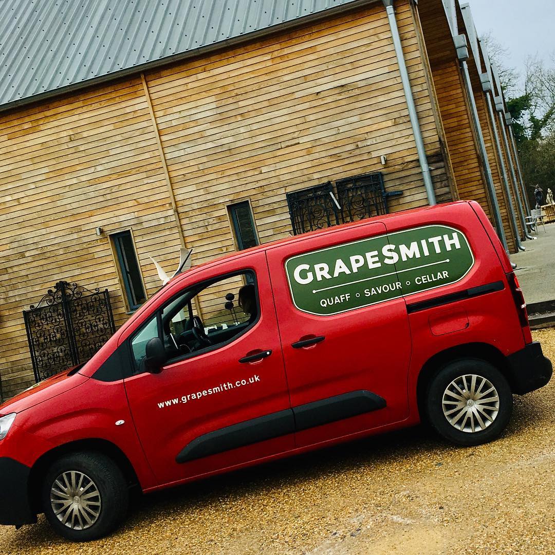 grape_smith's tweet image. DID YOU KNOW WE DELIVER FOR FREE?
We are THE local wine merchant and we LIVE here and have done for most of our lives, so we know our way about.
Free delivery within 20 miles of Hungerford, or further afield for orders over £300
grapesmith.co.uk