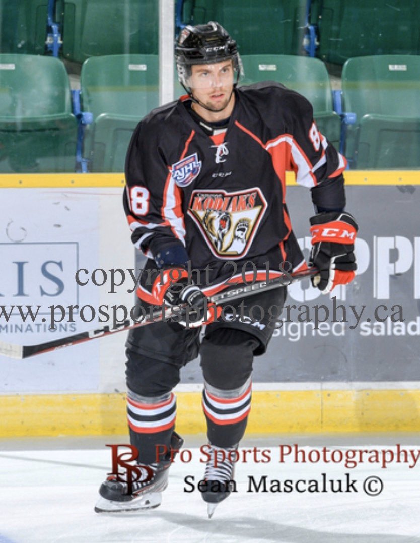 Red Deer College Kings welcome Sherwood Park native, Erik Miller to the program beginning 2020-2021. @erikmiller09 played 100 games for the Kamloops Blazers and currently has 58 pts in 51 games with the <a href="/TheAJHL/">TheAJHL</a> Camrose Kodiaks.