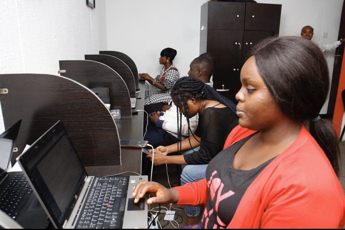 shenkesbee's tweet image. Are you looking for a co-work space or a personal reading space or a training room in Lekki, Yaba or Abuja?

Please check theBUNKer out👇 

#Coworkspaces #Readingrooms #Trainingrooms #Maryam #Tunde #DrToolz #Ronaldo #Tacha #ultimatelove #UltimateLoveNG #olamide