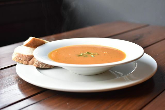 Classic winter warmer to wait out storm Ciara? Yes please 🙋🏻
.
Our soup of the day is served with fresh bread and is always changing. Photographed is butternut squash, sweet potato, and roasted red pepper 🦊
.
.
.
.
.
.
#soup #soupoftheday #winterwarmers #winterwarmer #sunday…