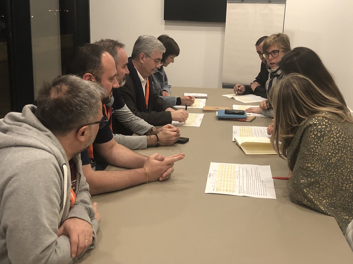 SWOrleans's tweet photo. Il est temps maintenant pour le jury de délibérer !!! Qui seront les lauréats de ce 9ème @SWOrleans ?... #SWOrleans #StartupWeekEnd #ESS #TechLoireValley #startup #jury https://t.co/mgrm3KCapB