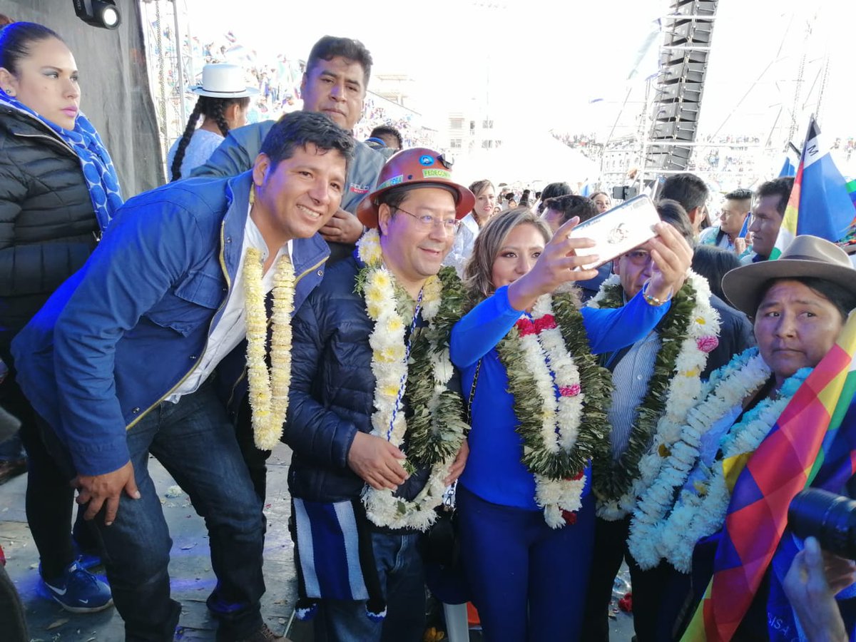 LuchoXBolivia's tweet photo. Con unidad, llevaremos a la victoria nuestro proceso de cambio, el próximo 3 de mayo.
¡Kawsachun Cochabamba! Kawsachun Sacaba! ¡Kawsachun MAS-IPSP! 
#BoliviaMereceMAS https://t.co/WRT0Djk3Xp
