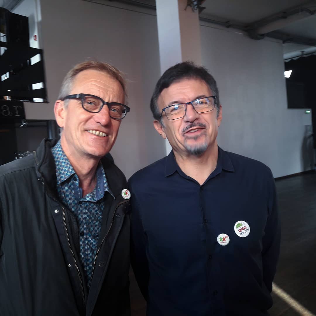 ClamCitoyen2020's tweet image. Dans le cadre de la réunion du #BigBang ce 18/01, notre conseiller municipal d'opposition Marc Boulkeroua a pu discuter avec @clementineautain et Jean François Pélissier des questions de justice sociale, de santé et d'éducation qui sont au cœur de notre campagne. #Clamart #CC2020