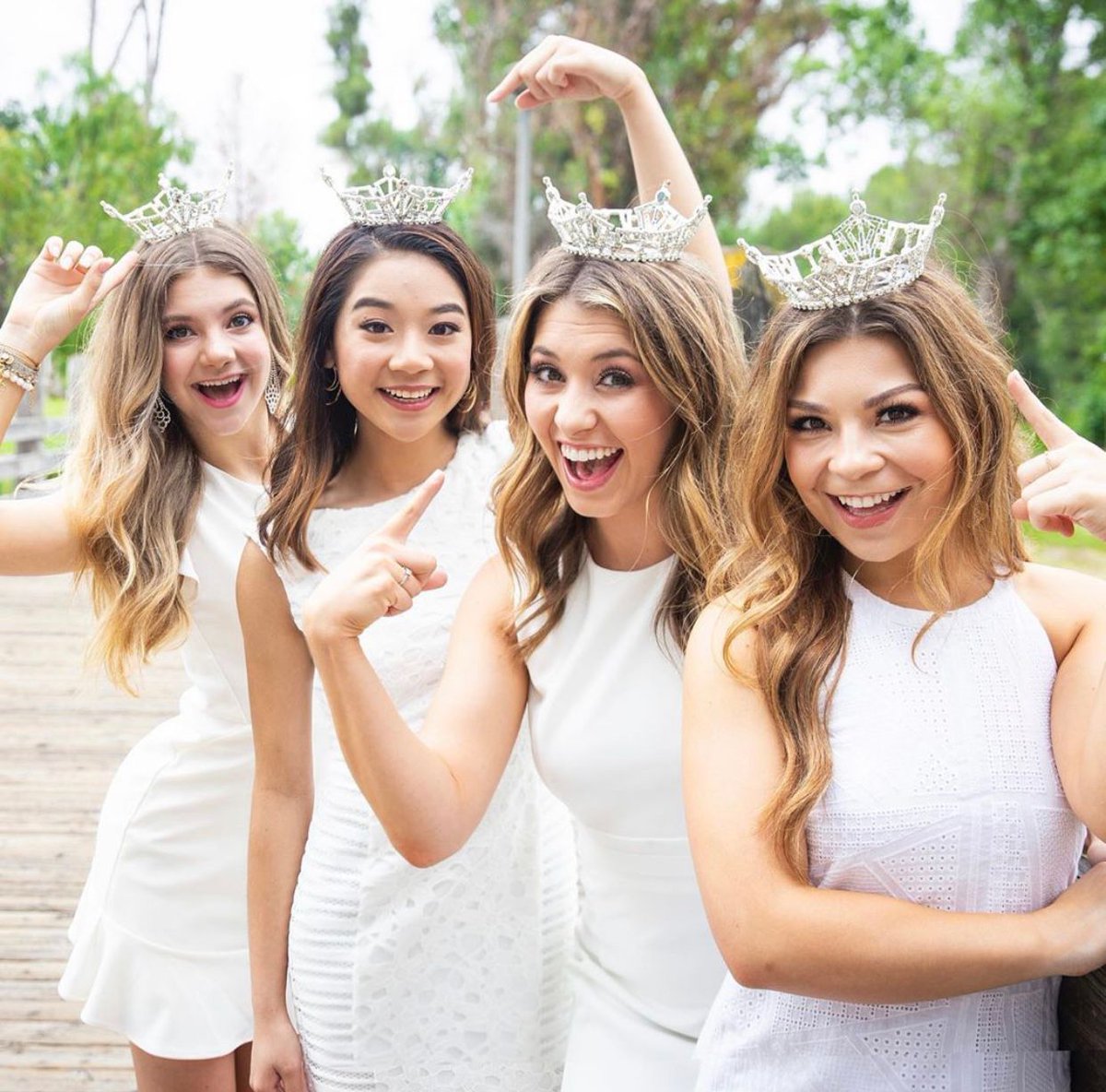 MissCAOrg's tweet image. Thank you to Miss Placentia, Miss Placentia's Outstanding Teen, Miss Yorba Linda and Miss Yorba Linda's Outstanding Teen. You've represented your cities with such grace this past year.
