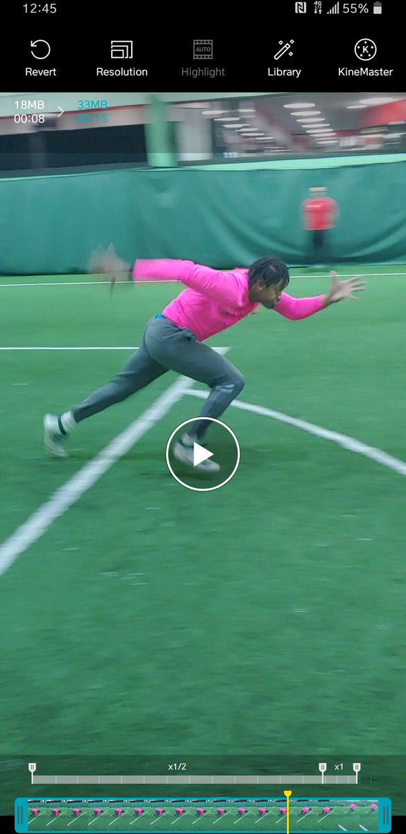 SCScoach's tweet photo. The track guy in me noticed @__AJaxXx__ angles are getting better in his start. 
Still a work in progress but definitely getting more explosive
@XPASouthfield 
#NflCombineTraining https://t.co/sjJTjqHPPt