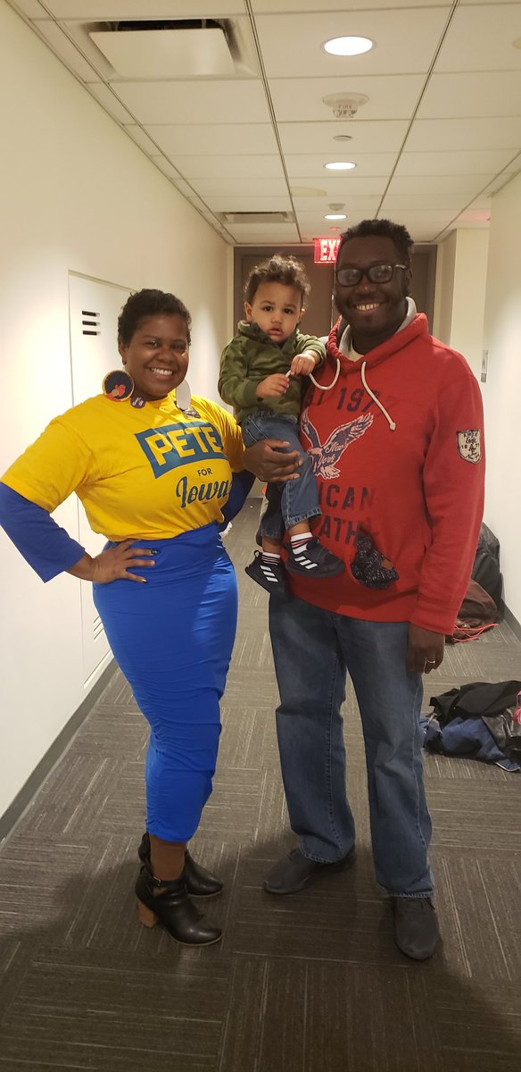 ThePoliticChic's tweet photo. Shout out to @PetePhilly4 @PetePhilly4 Tareim and his cuddly son. If you are in Congressional District 3 please be sure to sign the petitions for all our #DNCDelegates 

#BlackandProud4Pete https://t.co/l6l5OfxFzY