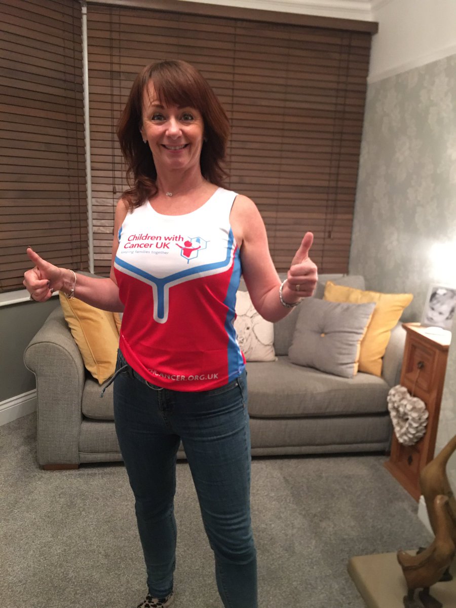 jodeywodey's tweet photo. My charity running top has arrived!!! 2 of my friends have children going through cancer treatment right now so running for @CwC_UK_Events @CwC_UK means so much more than it ever did! 76 days to go till @LondonMarathon 😃 https://t.co/B9YyoqcjLS
