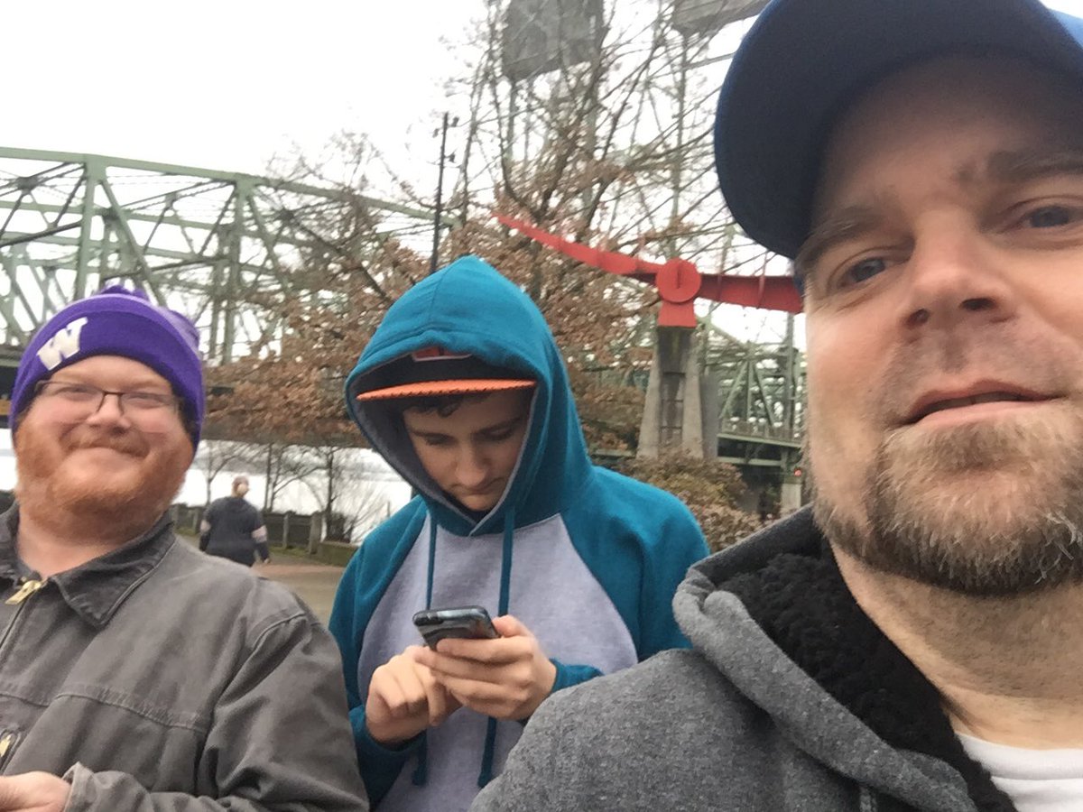 viktorvandeslog's tweet photo. Made it to #portlandmega. Time to shake the nerves and get the game face on @pogocolosseum https://t.co/1xdd5PtZsn