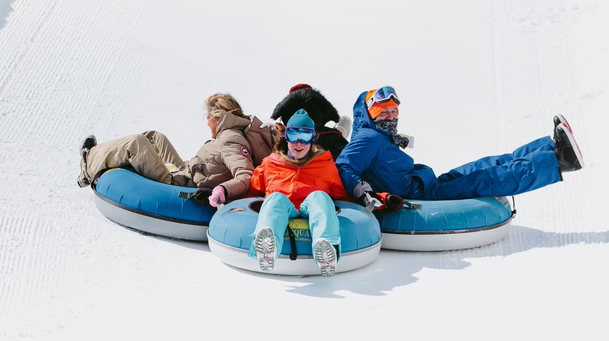 The winter activity pass is the perfect way to make the most of your time in Banff. Enjoy the Banff Gondola, hot springs, and choose either a sleigh ride or snow tubing pass to complete your vacation. Find out more here bit.ly/37vIPNS
📷 Mike Seehagel