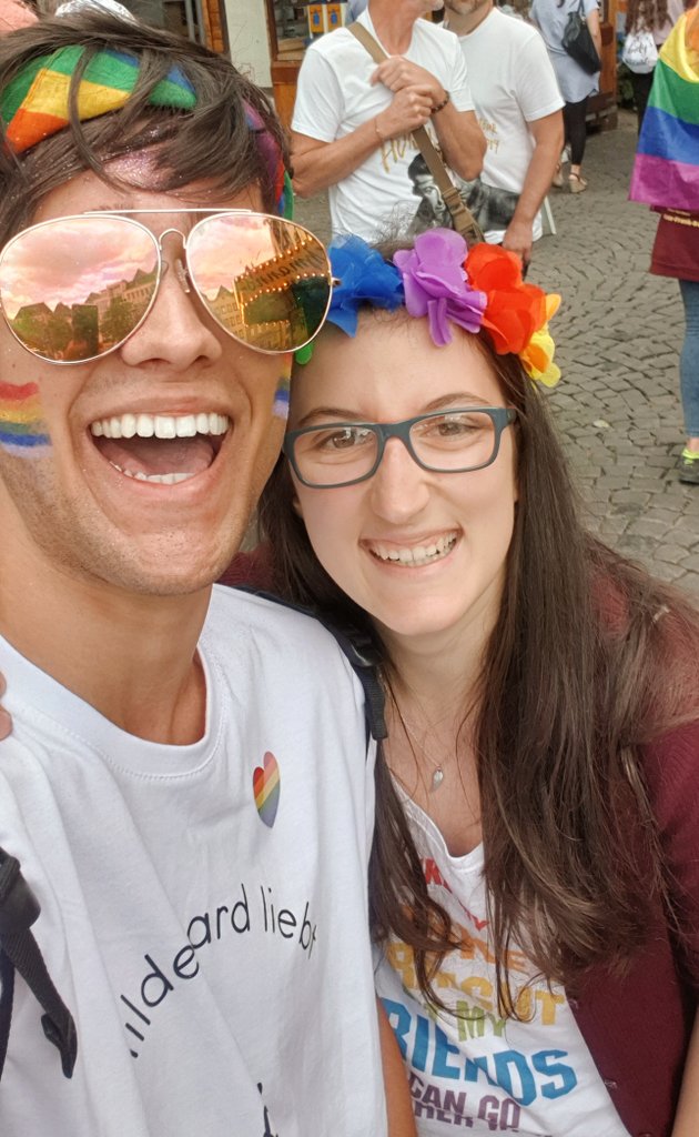 Eva_isx's tweet photo. #Throwback #csd2019
Einfach weil ich gerade schonwieder daran zurรผck denken muss und wirklich sehr am lรคcheln bin! ๐๐
@deinTherapeut https://t.co/nGyULKqTPP