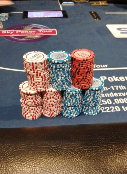 BustoPoker's tweet photo. BustoPoker Pro @BowieEffect in the money at the Sky Poker Tour! Good luck to everyone that entered our BustoPoker 10% giveaway! 👌😍

#poker #giveaway #pokercompetition #pokersweat #spt #skypokertour #pokertour https://t.co/pNgcViq0tO