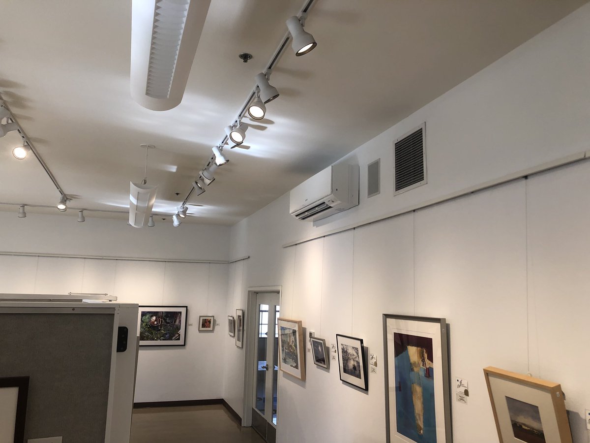 Ductless_Pro's tweet image. Now you can come enjoy the gallery in comfort thanks to the @MitsubishiHVAC systems we installed. #SanDiego #ductlesscomfortpro