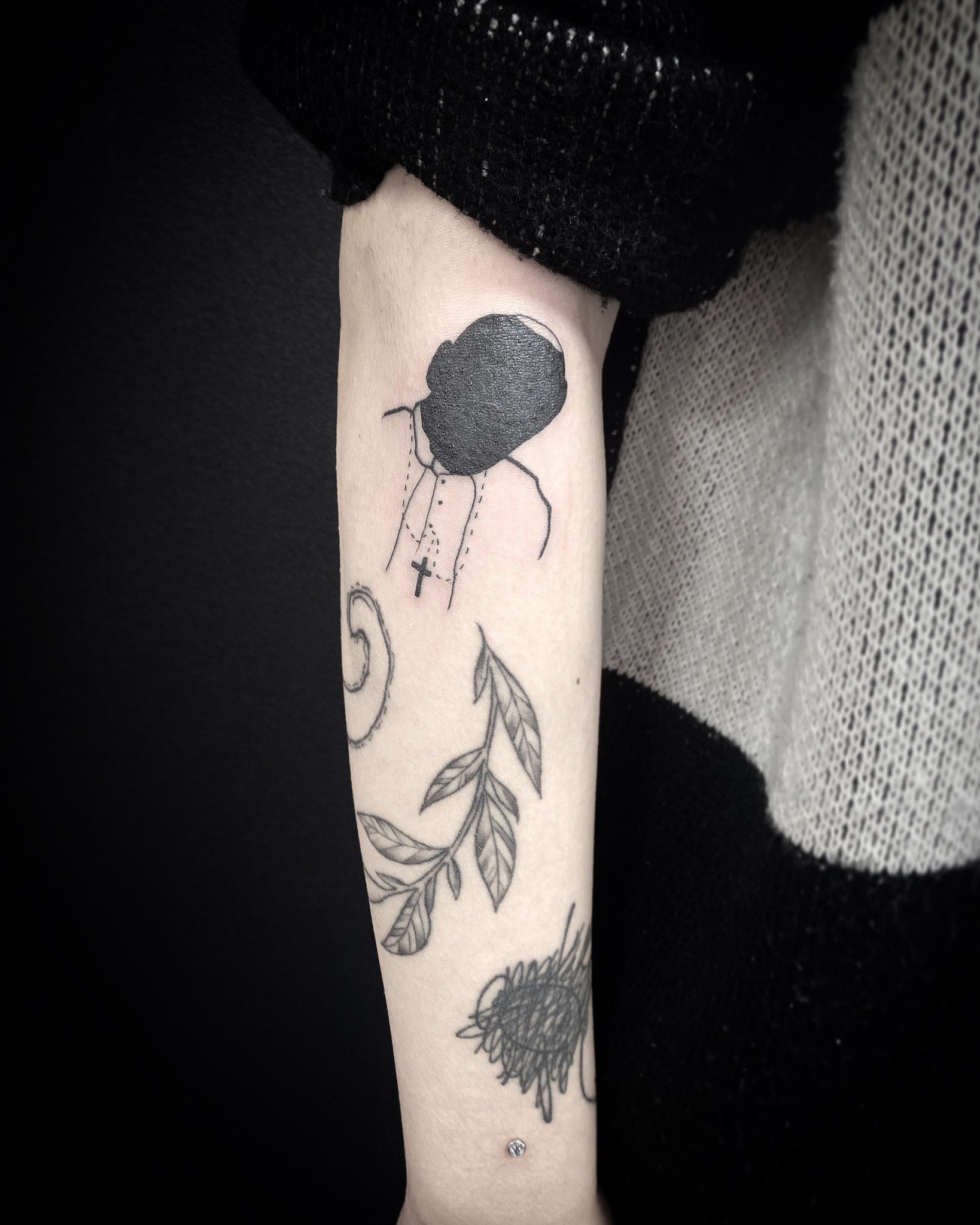 新宿タトゥー Fox Gate Tattoo בטוויטר 腕 ワンポイントタトゥー追加 By 彫さと 2月10日 本日も営業中 和彫りから ワンポイント B Gまで幅広く対応のタトゥースタジオ 東京新宿fox Gate Tattoo 新宿駅徒歩7分 個室ブース完備 その他 作品は