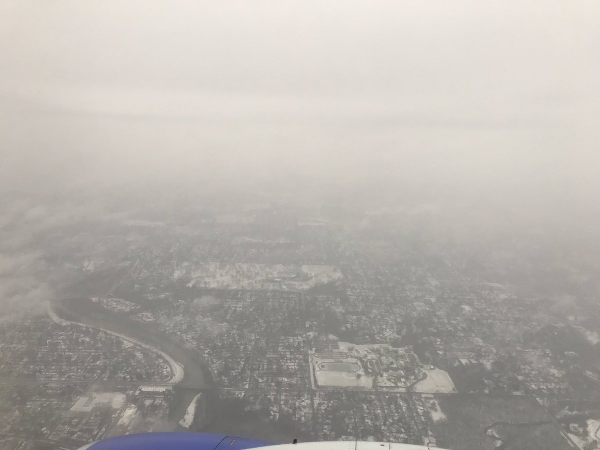 A dreary return home to #Indy from #ORS2020 @ORSsociety. Appropriately enough, I had to head back early to teach @IUMedSchool M2s #IUSM2022 about the arthritides and rheumatologic disorders. #orthotwitter #MedEd