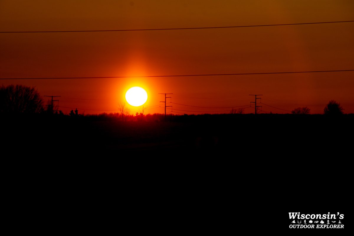 At the end of the storm is a beautiful setting sun.

Have a great week as a Wisconsin Outdoor Explorer!

#sunsetsunday #settingsun #wisconsin #calmafterthestrom