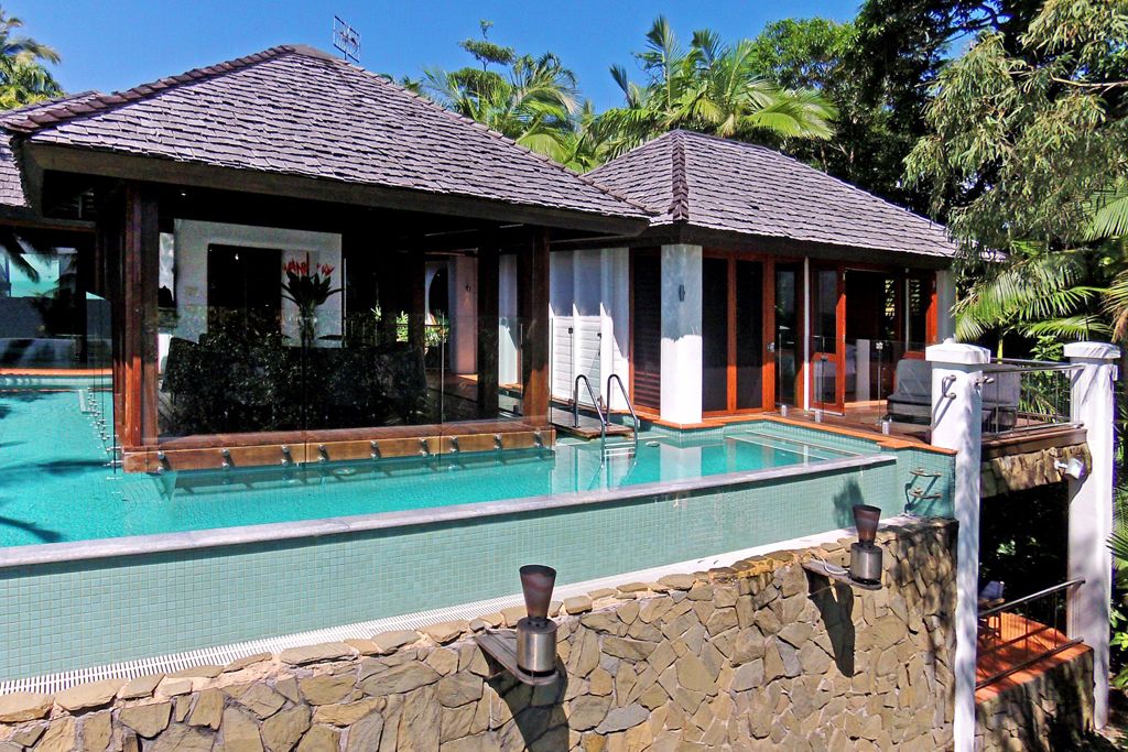 tbc_fnq's tweet photo. 17 WHARF ST - PORT DOUGLAS
BOOK ONLINE NOW https://t.co/FyQtBrsGiY OR CALL 1800 887 274
#DontJustStayINDULGE Always Stay With #theboutiquecollection
#PortDouglas #HolidayHome #LuxuryHouse #WharfSt #PortDouglasLuxury #PortDouglasHoliday https://t.co/tKSe8pk11P