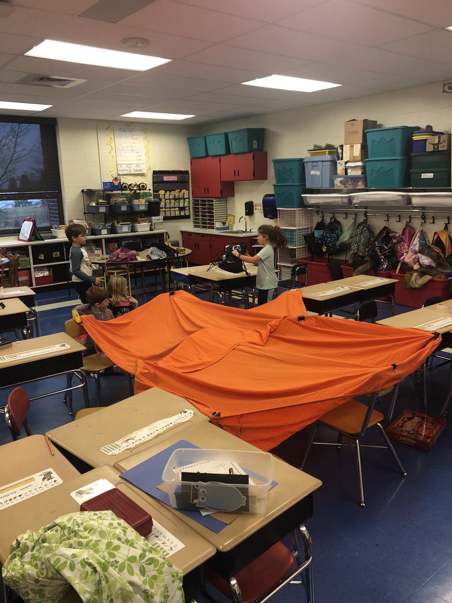 MrsCibellis's tweet photo. Another successful Global Day of Play complete with forts, Twister, and even some reading! #GSPD2020  #stewshines https://t.co/nyXIU26DrO