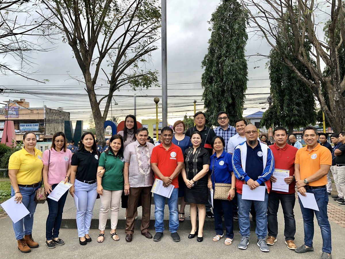 LGU_GMA's tweet photo. LOOK: Nanumpa sa katungkulan ang mga opisyal ng Alta Tierra Homeowners Association Inc. at ang Samahan ng Violence against Women and Children sa pangunguna ni Mayor Walter D. Echevarria Jr., at Vice Mayor Maricel E. Torres kasama ang ating Sangguniang Bayan. #GMACavite #SulongGMA https://t.co/jQBFrA3gYF
