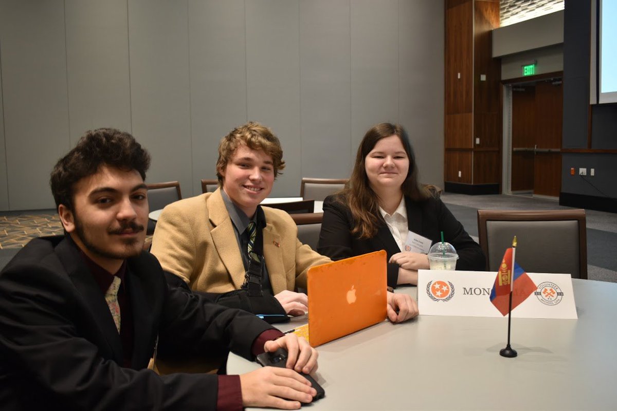 LNSTEM_MUN's tweet photo. Thank you @UTKMUN for a great weekend. We are so excited for VOLMUN VI! https://t.co/Xgb41Y1SGS