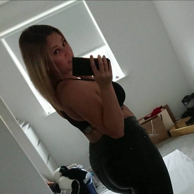 #NewProfilePic https://t.co/GkfZqhTq2r<a href="/tag/newprofilepic"class="tags">#NewProfilePic</a>