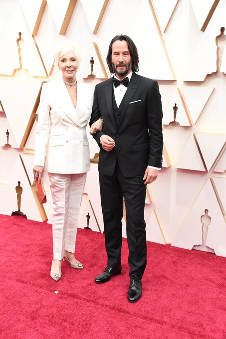 View image on Twitter