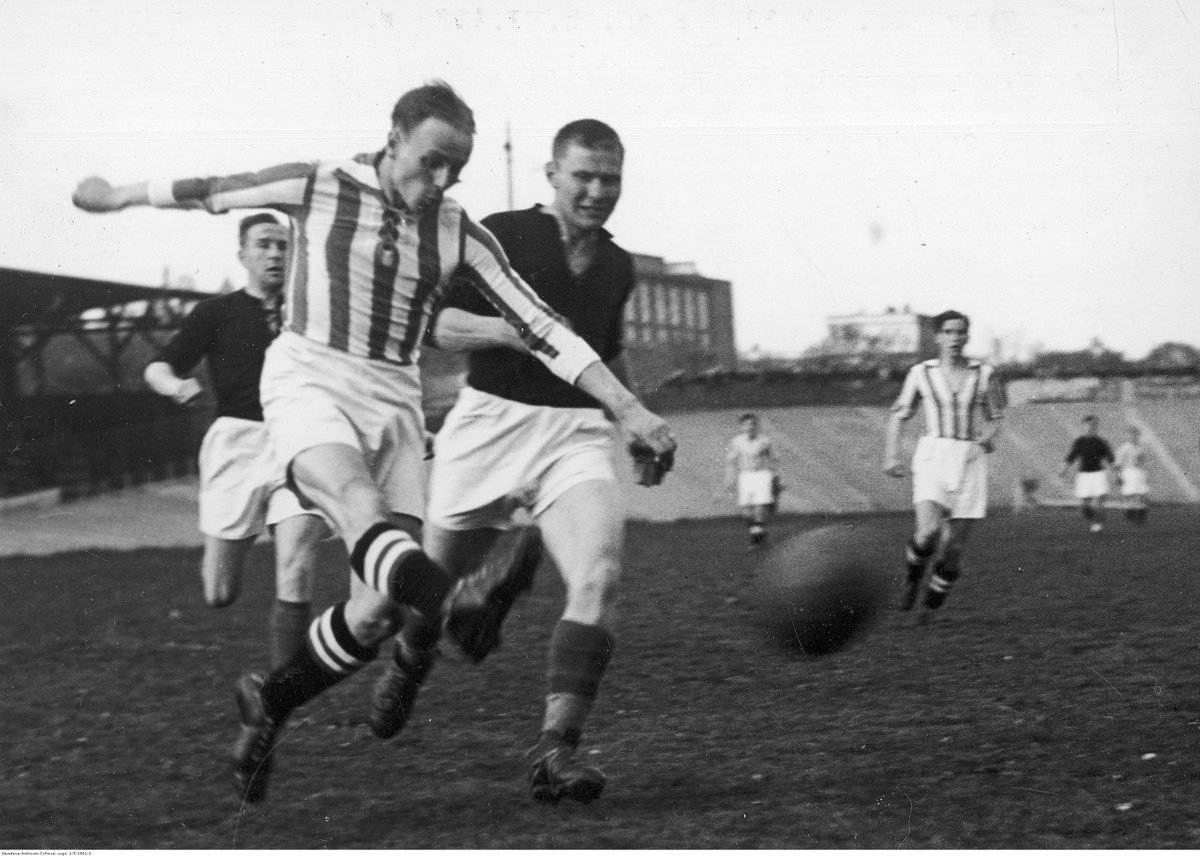 𝐊𝐨𝐧𝐫𝐚𝐝 ~ 𝐑𝐉𝐒 🔥 (@cracoviakonrad) on Twitter photo #BonjourGregoire
<a href="/CracoviaTt/">TT Cracovia</a> też kocha futbol!
Polonia nigdy nie zginie!
Cracovia i Polonia!
⚪🔴⚪🔴⚪⚫⚪⚫⚪ #BonjourGregoire
<a href="/CracoviaTt/">TT Cracovia</a> też kocha futbol!
Polonia nigdy nie zginie!
Cracovia i Polonia!
⚪🔴⚪🔴⚪⚫⚪⚫⚪