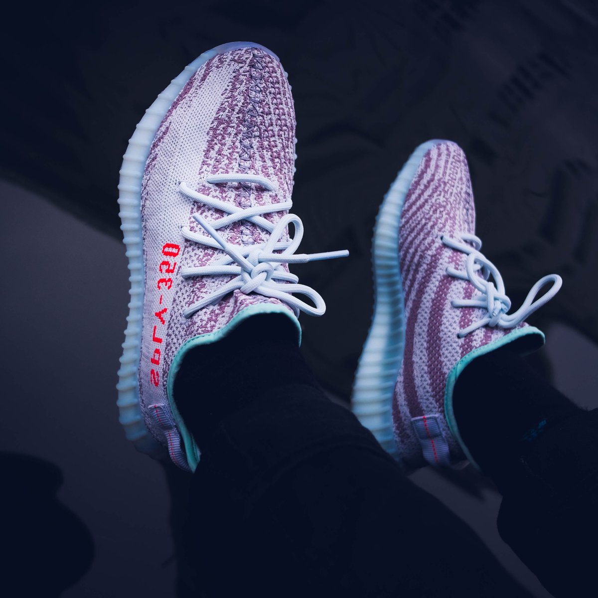 ShoeString_UK's tweet photo. Have you shopped our #yeezy laces yet? Strong Cord laces that fit perfectly into your trainers. A wide range of colours available and they come in two different lengths. Starting from just £2!

Shop the look: https://t.co/ooMct4BxmZ

#yeezy #adidas #fashionsneakers #trainers https://t.co/4JwA0SAJTk
