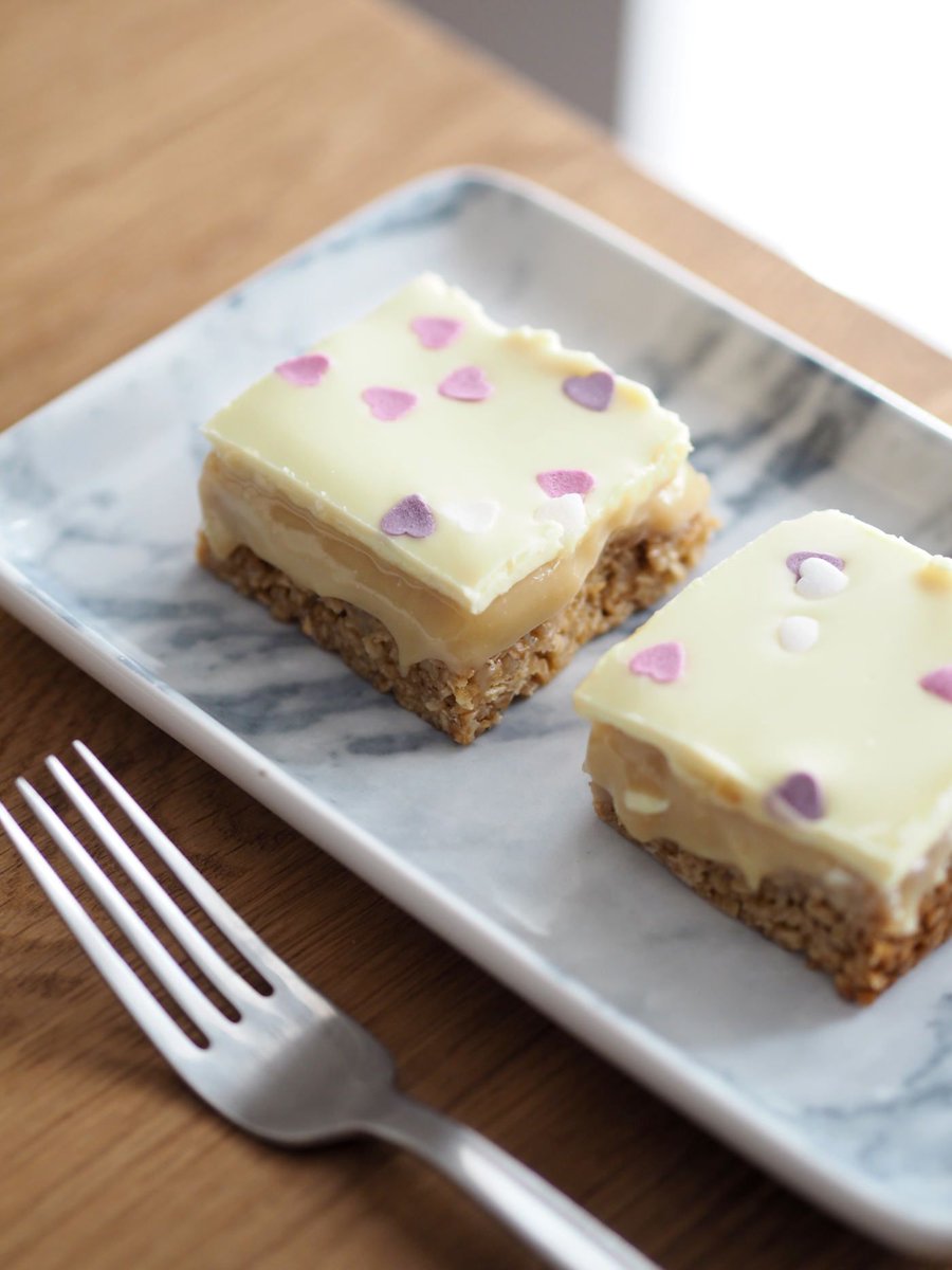 Need something sweet? My Millionaire's Flapjack will hit just the spot, trust me... buff.ly/31EynSp @bloggingbeesrt @FemaleBloggerRT <a href="/east_bloggers/">East Anglia Bloggers</a>