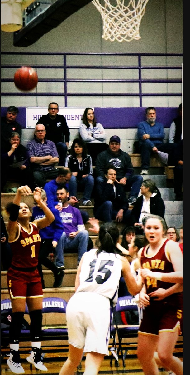 JasonHe25330395's tweet photo. @TaneeaH48643097 Had another good showing against a solid opponent #16Pts, #6Reb, #3Asst & #1Steal going 3 for 4 from the Ark @SpartaBoysBBall @AD_SpartaHigh @BonesBallNPrep @playmkrsgirls @NorthPlaymakers @WIPlaymakers @Coach_Peplinski @Birdjpj_24 @WatchItOnKeyTV @me_wbb https://t.co/vkq099AVx5