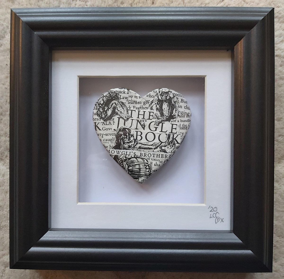 lvcraftycarole's tweet photo. It's been a long time coming but I'm so excited to share these new Signature Pieces with you all!
https://t.co/nxaZjYxROk
#HandmadeHour #celebrateuniqueembracegeek #signaturepiece https://t.co/VP5CvA12Ko