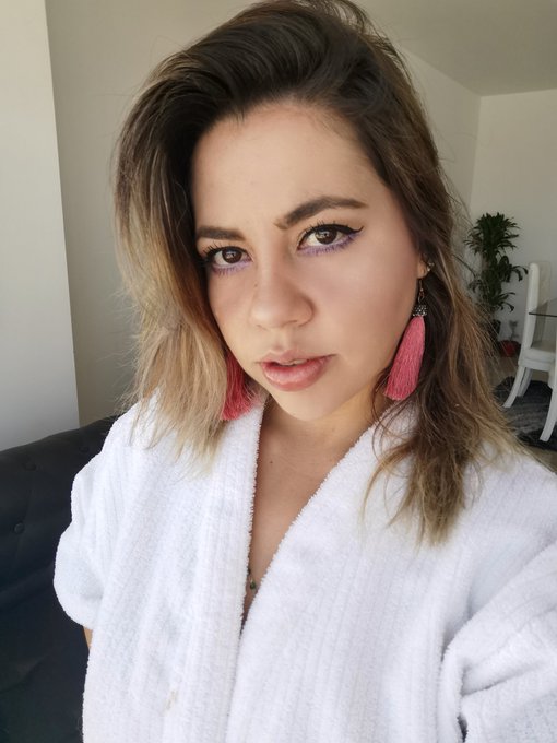 TW Pornstars - VaneYOGA. Pictures and videos from Twitter. Page 11