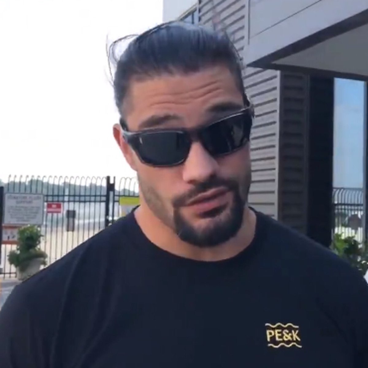 NotRomanReigns_'s tweet photo. I’m back https://t.co/8yfUJ1lAgg
