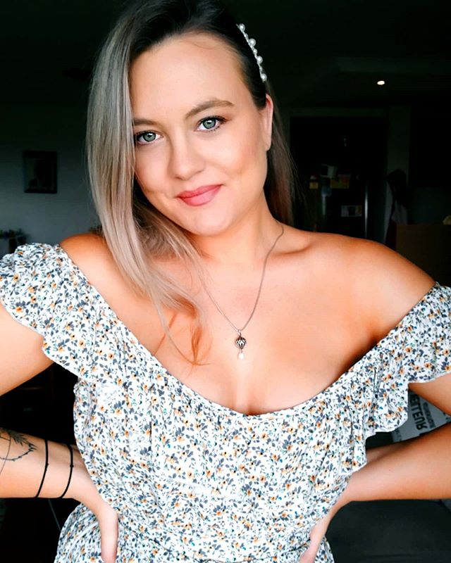 Natalie_Rose_89's tweet photo. Sunday fun day at a bottomless brunch that was really more like a lunch and flowed into dinner.... Dressed as always by the fabulous @pockethb
@theduxton #sundaybest #sundayfunday #goodfood #tirednow #weekend #worthit…

📸 https://t.co/2FPel97E0u via https://t.co/caQNgsZP1E https://t.co/llA0aYwXNO
