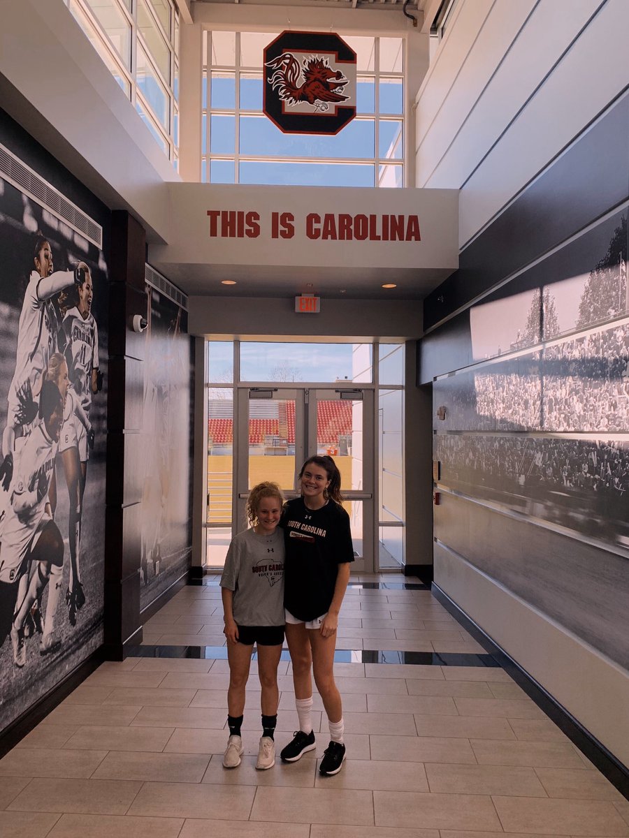 Baltimore Armour and South Carolina commit Payton Patrick showing fellow Armour teammate, Finley Lavin the ropes at U of South Carolina ID camp. #baltimorearmour #armourgirls