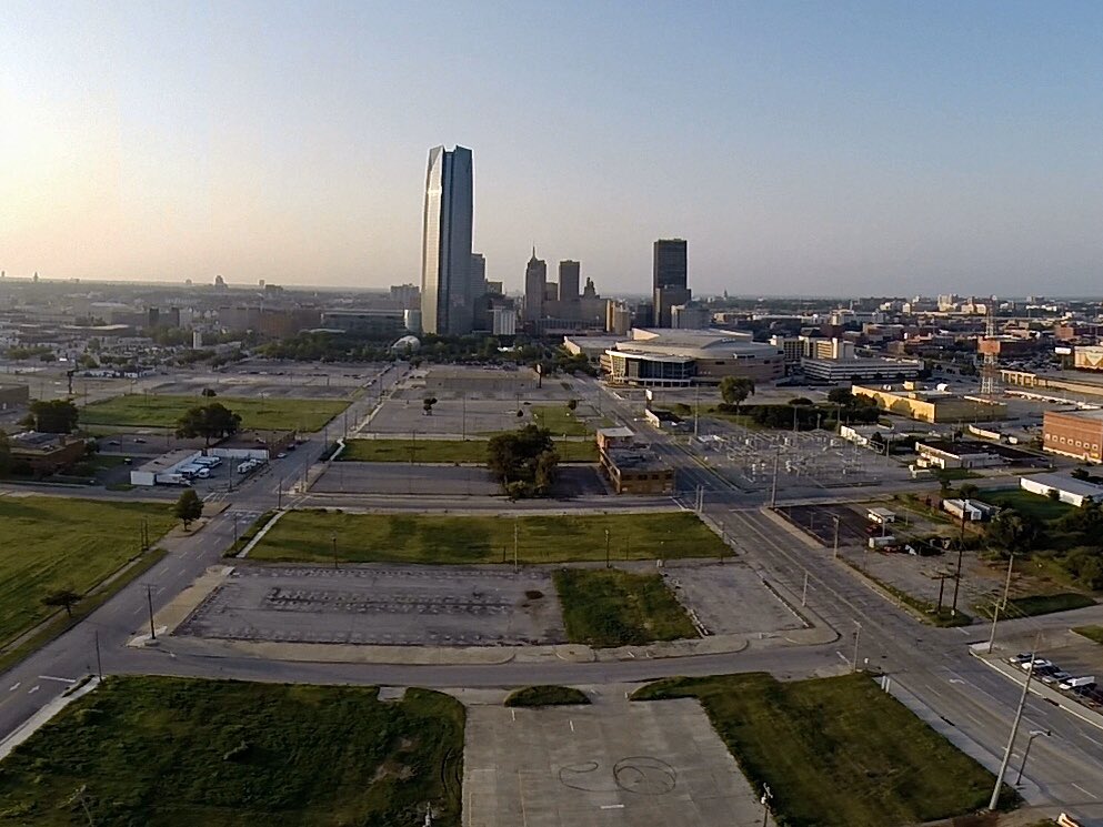 nickbrownokc's tweet image. A lot can change in 4 years. 🤯 @ScissortailPark 

(I took left pic in August 2014, @flighttimeokc took right pic in August 2019.) #OKC