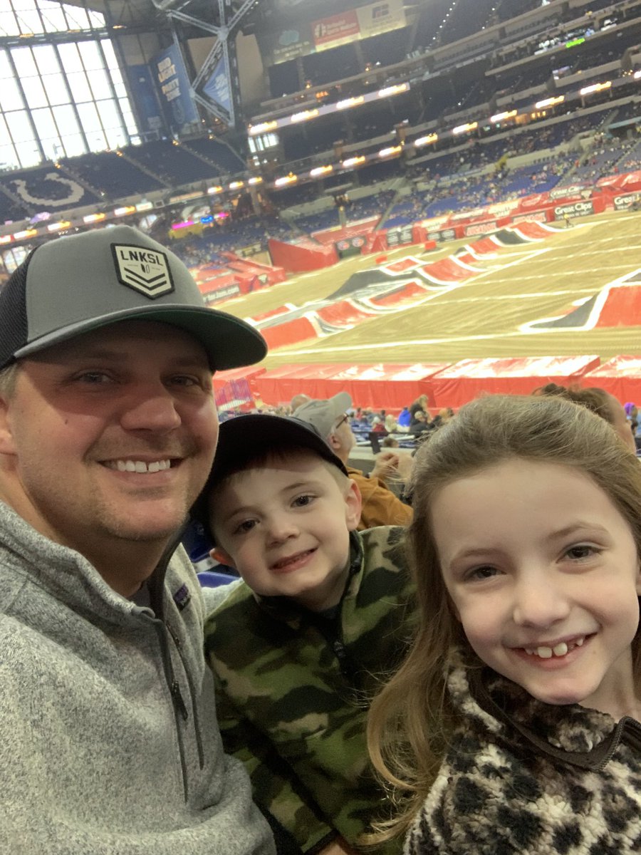 JoshAda44796193's tweet photo. #MonsterJam https://t.co/VcukcOsWJS