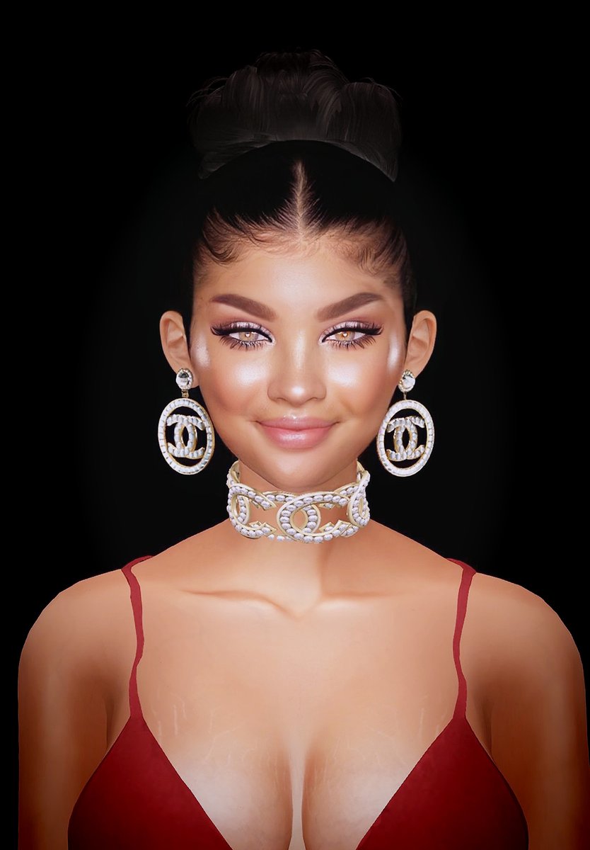 Up next we have a pioneer woman. She brought us Vice City and does Charity work around the world. @AyeliVicetti will be up for auction at the 6pm Auction.