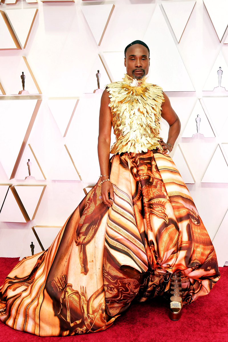 Welcome to the #academyawards2020. Let the fashion games begin! Wearing  @gilesgilesgiles custom couture. Jewels by Atelier @swarovski. Custom shoes by @jimmychoo. Creative Direction and Style by @sammyratelle. #oscars2020 #oscarsredcarpet ✨