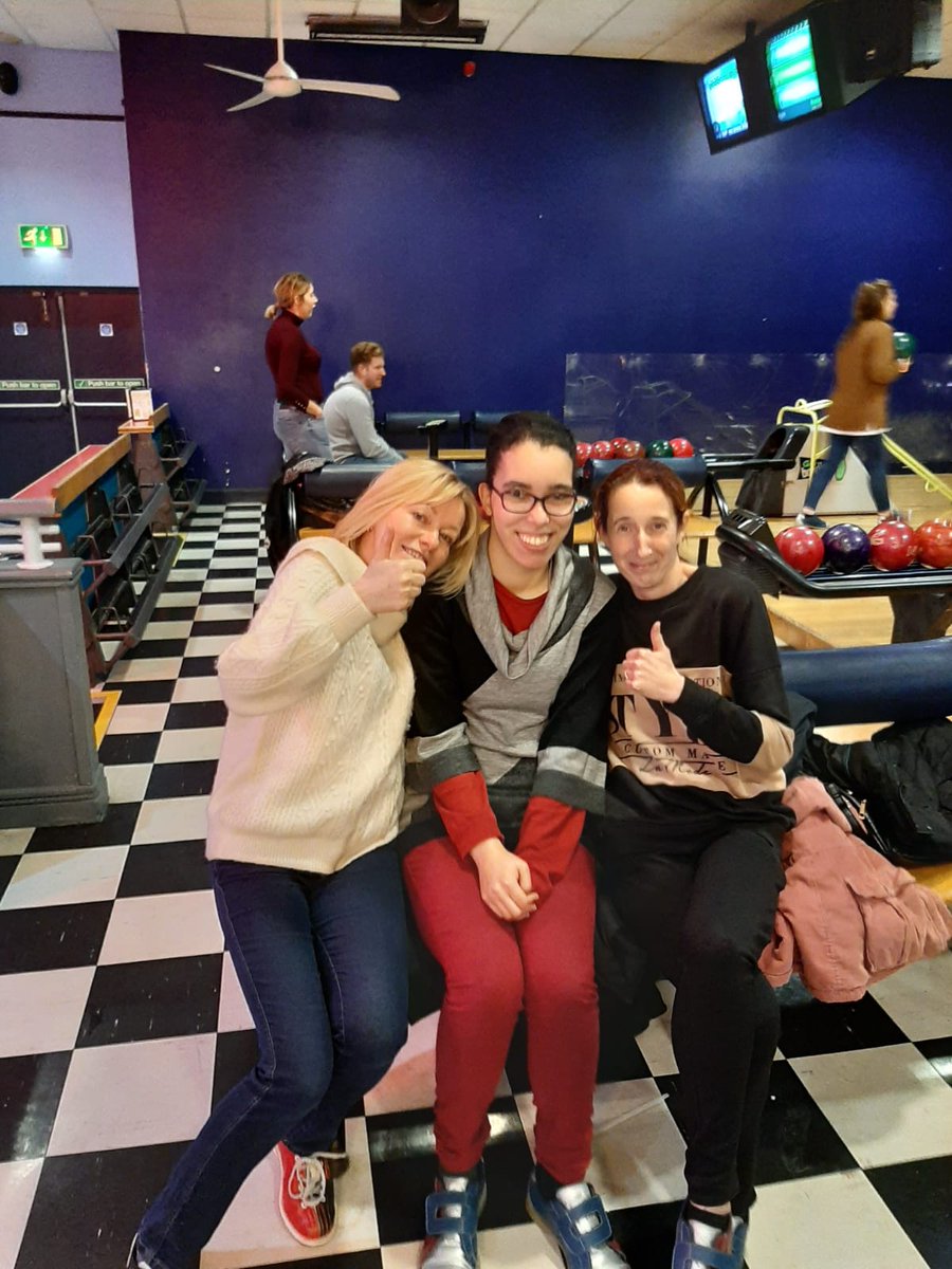 CRUKDunstable's tweet photo. Great fun. Unwinding #teamDunstable https://t.co/YkMXgefJov