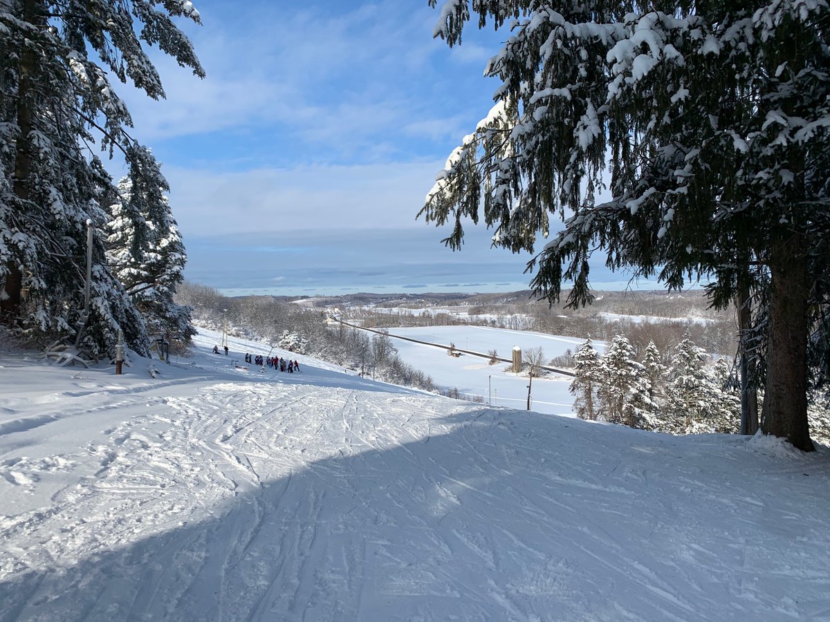 RussVanTyle's tweet photo. Ski @Brantling https://t.co/HrrPGcnXgu
