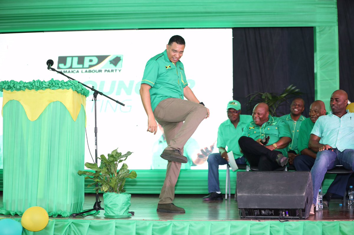 Andrew Holness on Twitter: "Time will change, but the design will always  remain the same. I wore these iconic pair of Clarks in the 2016 elections.  #ClarksOriginals ??… https://t.co/SrfSJtfDAl"