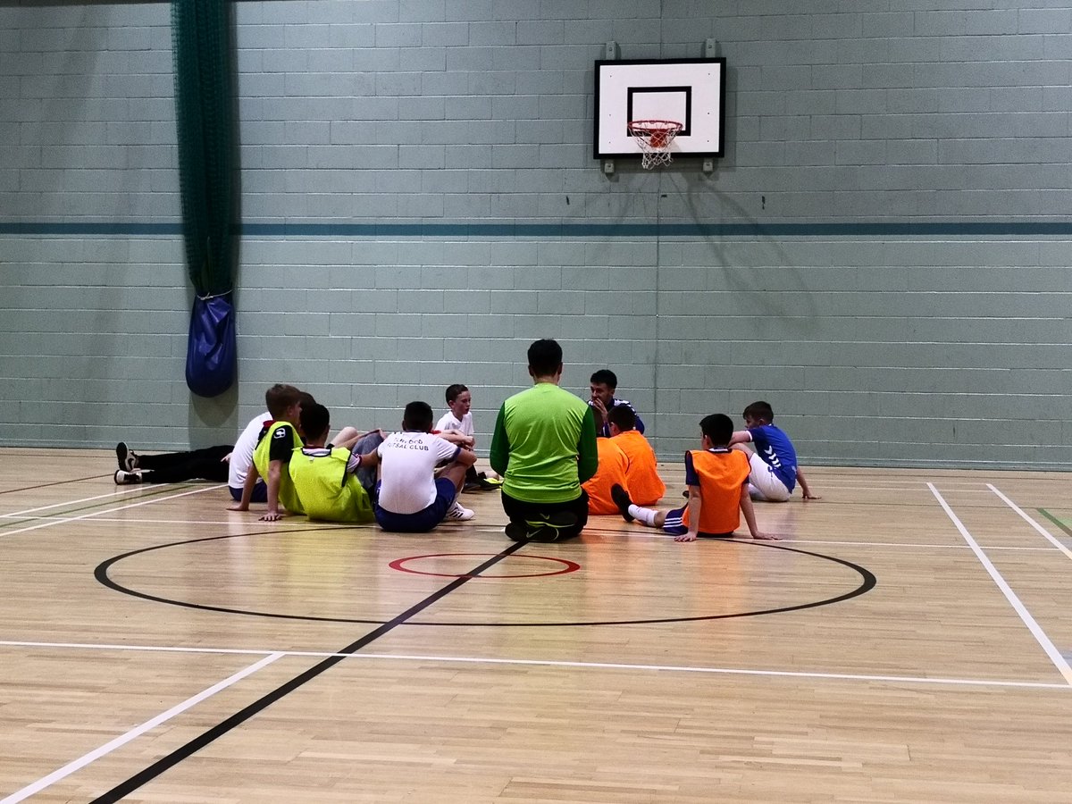 J9UAN's tweet photo. @FutsalTorwood... ⚽⚽⚽⚽ Juaniho &amp; Aideninho were on 🔥🔥🔥 today.... Pleasure to watch! 💛⚽🖤🏴󠁧󠁢󠁳󠁣󠁴󠁿❤️🇪🇸 https://t.co/PFvajkChT5