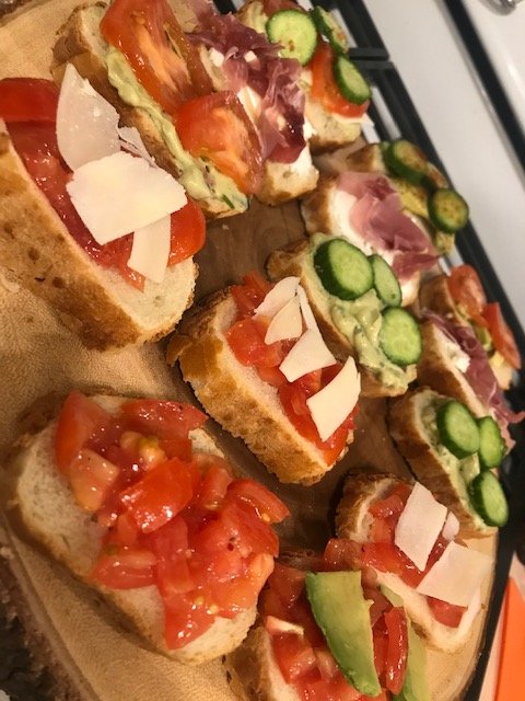 CorpChefLloyd's tweet image. Having some fun with #bruschetta. Love the #dutchcrunch roll from @lebouTheBaker. Made some mini #avocadotoast, some #goatcheese and #pancetta and delicious garlic spread dip from @TJoesOfficial. #foodies #healthylifestyle