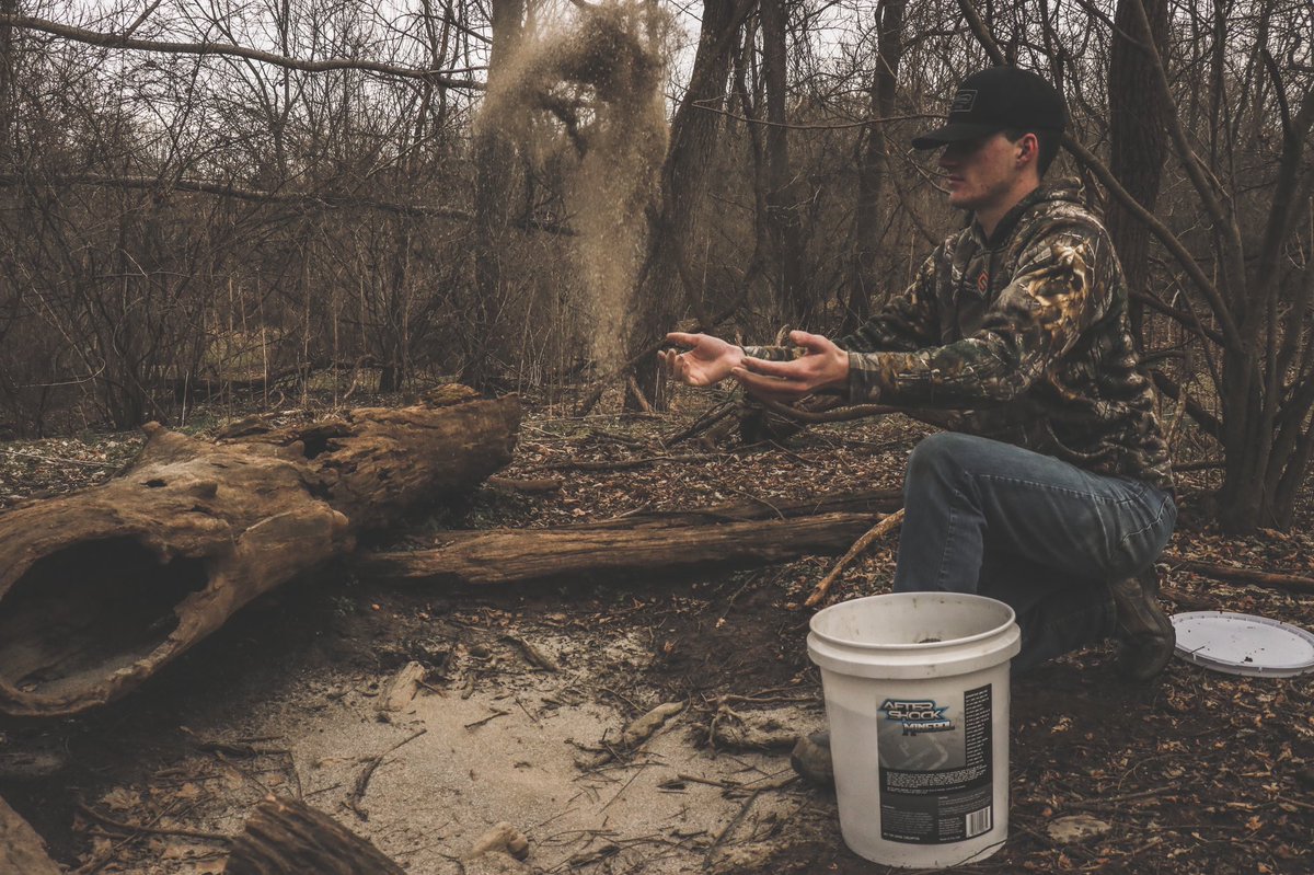 Checking inventory, freshening the After Shock mineral sites and searching for sheds! ⛰
-
What do you do in the off season?! 🦌🦃🎣
