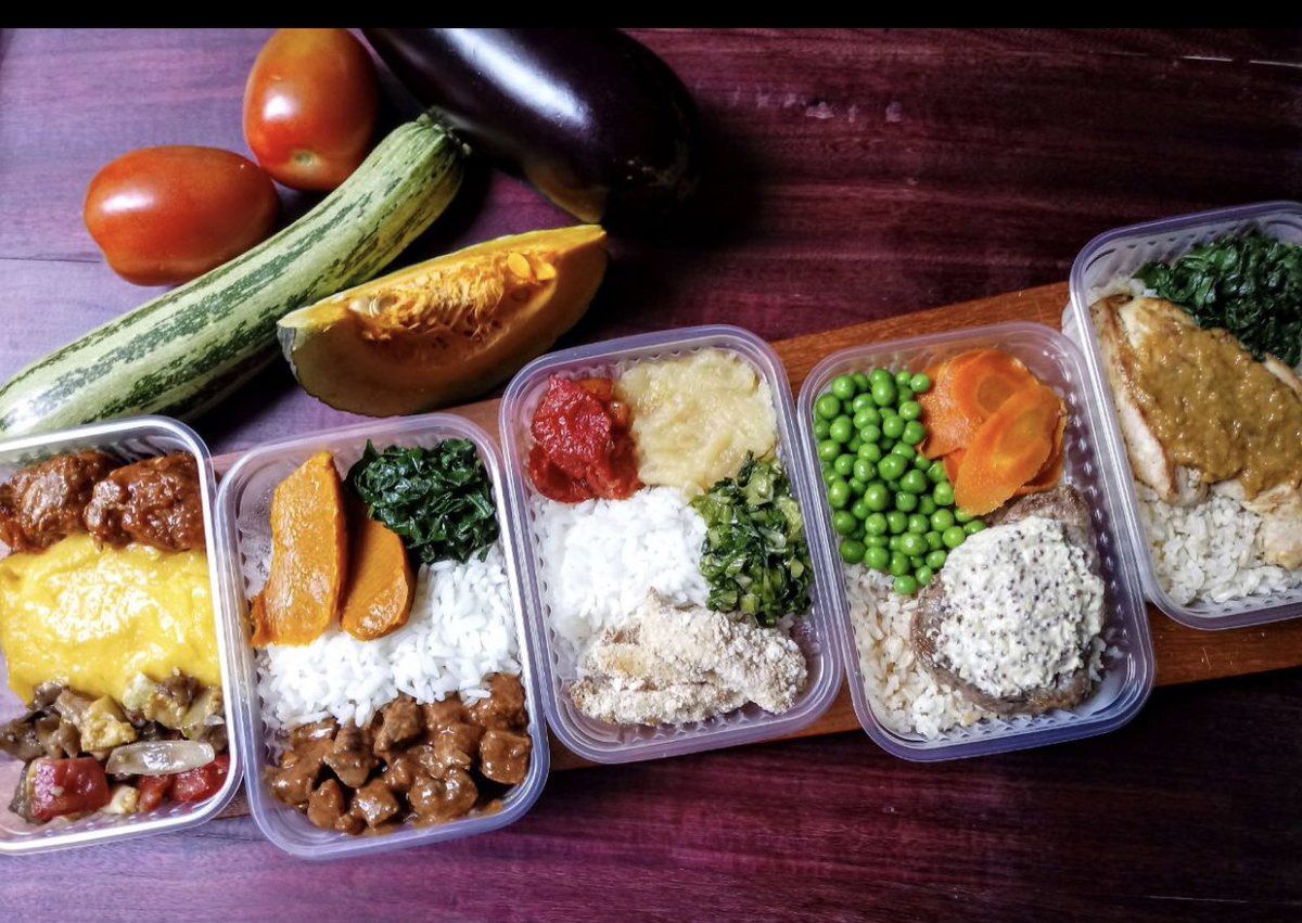 Apptite_br's tweet photo. Praticidade e organização é o desejo do dia, para começar a semana bem, sem preocupação!
Que tal investir em um kit de marmitinhas artesanais para cuidar da sua alimentação e de você a semana inteira? 😉👏🏻 #apptite #apptitebr #lowcarb #fit #marmitinhas #existevidanodelivery https://t.co/MsjxiJFW7z