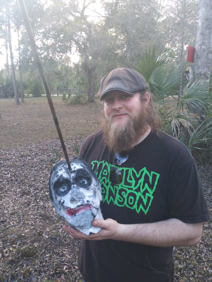 RealPorchBoys's tweet photo. Here's a preview from my upcoming archery video #TedtheHead #TedisDead https://t.co/D2WG9ildzU