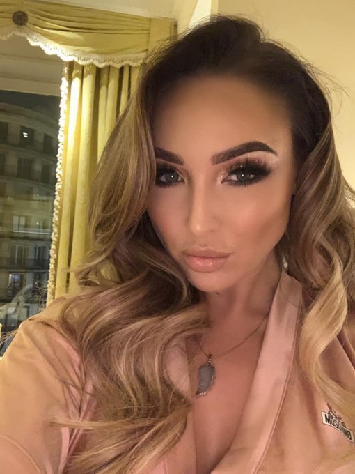 Good night world 💕 https://t.co/H2nh5pbBFq