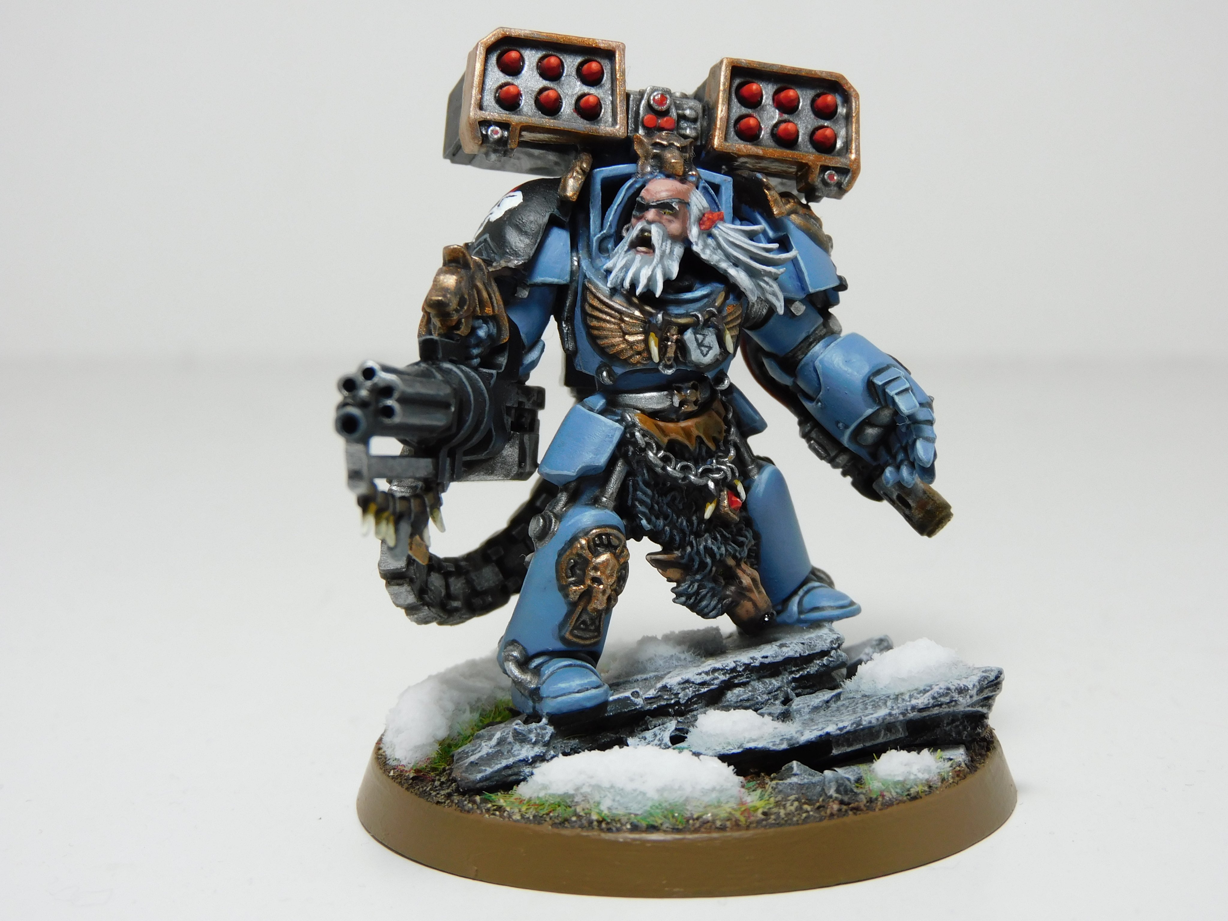 Jarl Sigvald Deathgranter on Twitter: "From his assault cannon and  shoulder-mounted cyclone missile launcher to the underslung meltagun  attached to his power fist, Gunnar Red Moon certainly puts the Dreadnought  into Tactical
